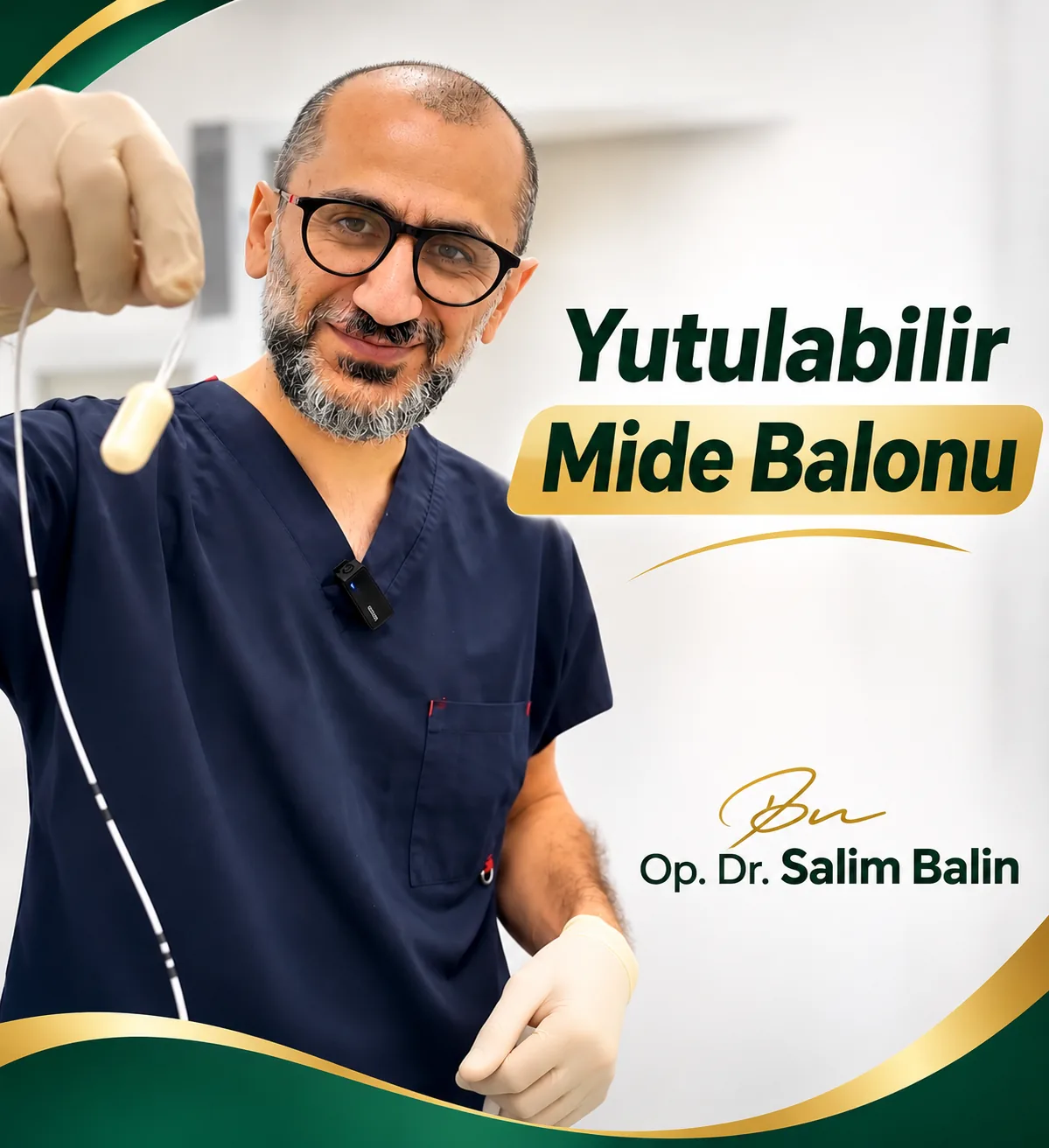 Op. Dr. Salim Balin mide balonu kapsülünü gösteriyor – Ataşehir, İstanbul